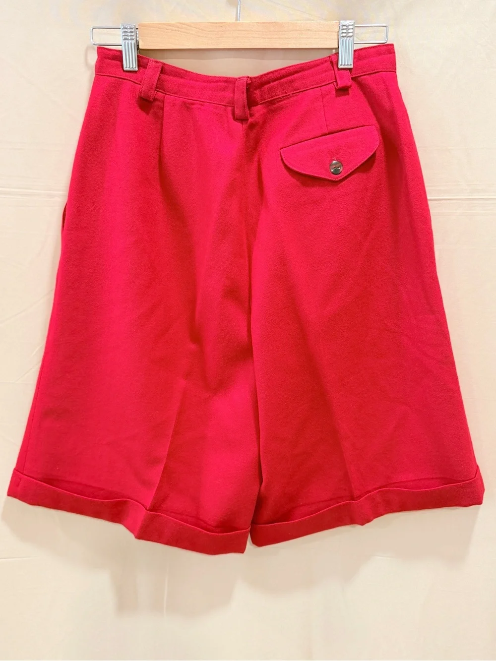 Talbots Vintage Red 100% Pure Wool High Rise Pleated Culotte Shorts Size 10